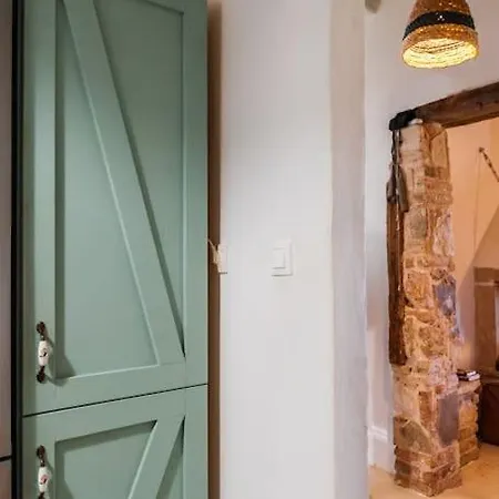 公寓 House By The Sea 莱夫基米