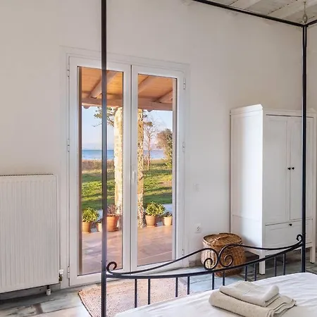 House By The Sea